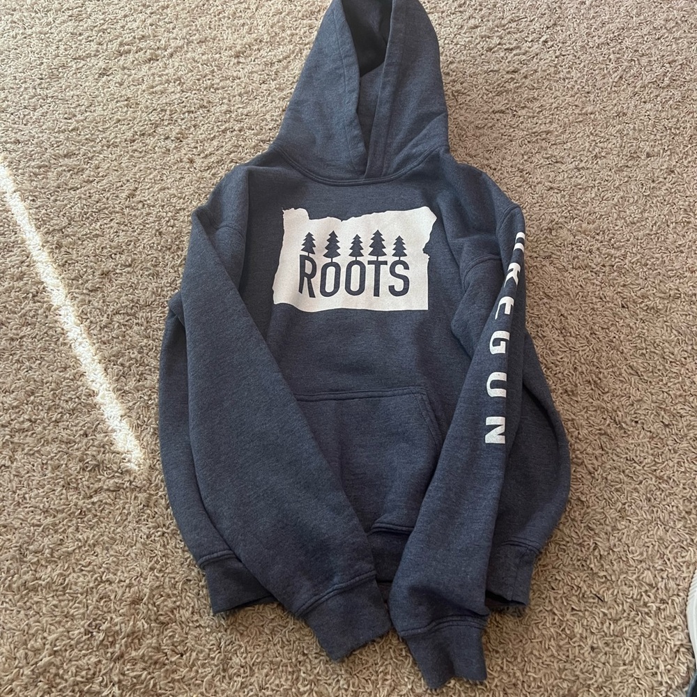 Oregon roots hoodie youth L (10-12)